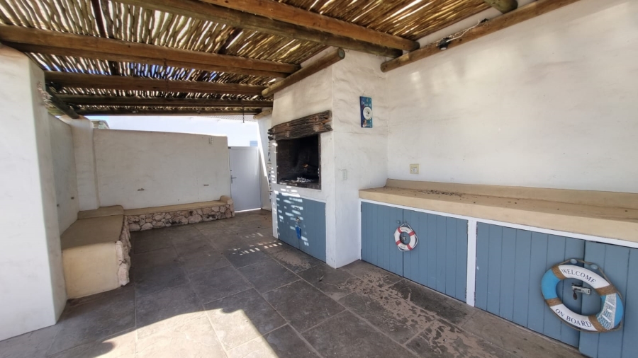 3 Bedroom Property for Sale in Paternoster Western Cape